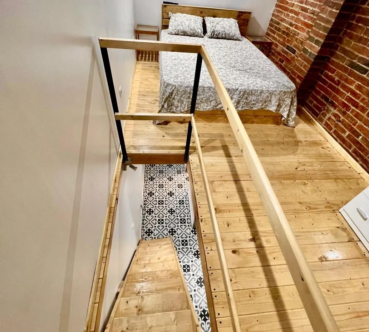 B4 Estudio Nuevo! Cocina Y Bano Privado! A 1 Calle Del Metro バルセロナ 0*,  スペイン