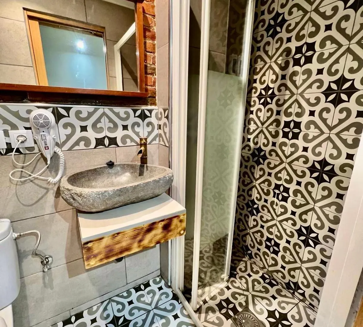 ברצלונה B4 Estudio Nuevo! Cocina Y Bano Privado! A 1 Calle Del Metro 0*,  ספרד